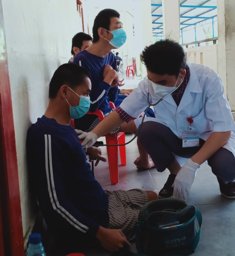 Huyện Phú Ninh thành lập 11 Trạm Y tế lưu động