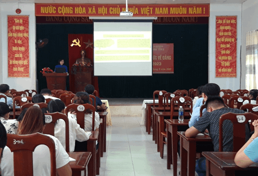 Phú Ninh: Khai giảng lớp bồi dưỡng nhận thức về Đảng, đợt III/2023